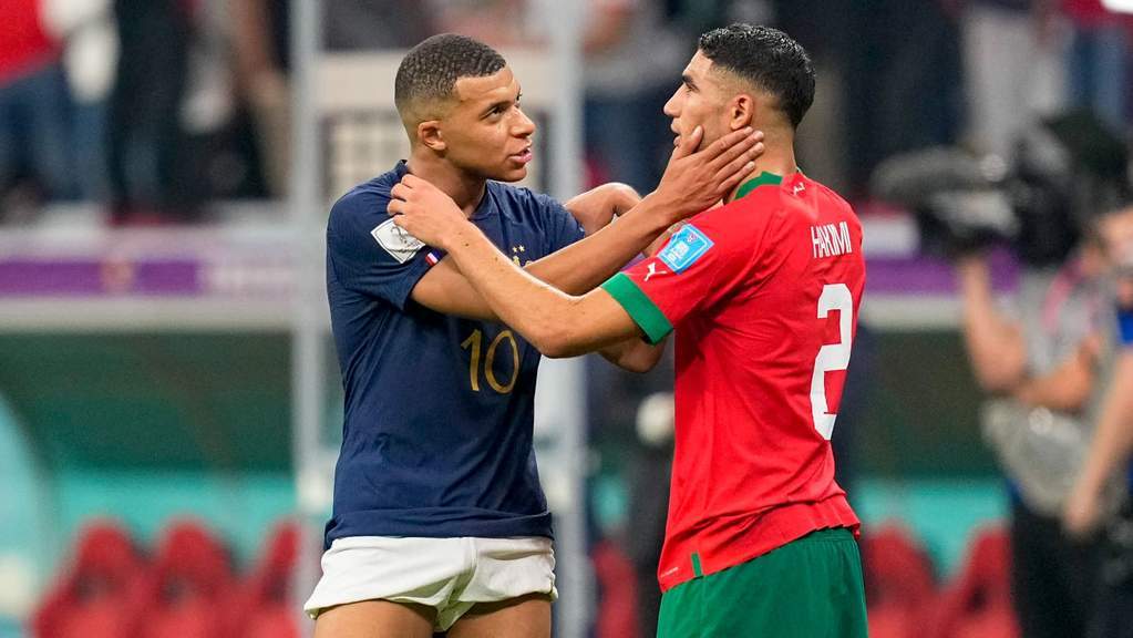 Mbappé and Hakimi: Friends in Life, Rivals on the Pitch Again