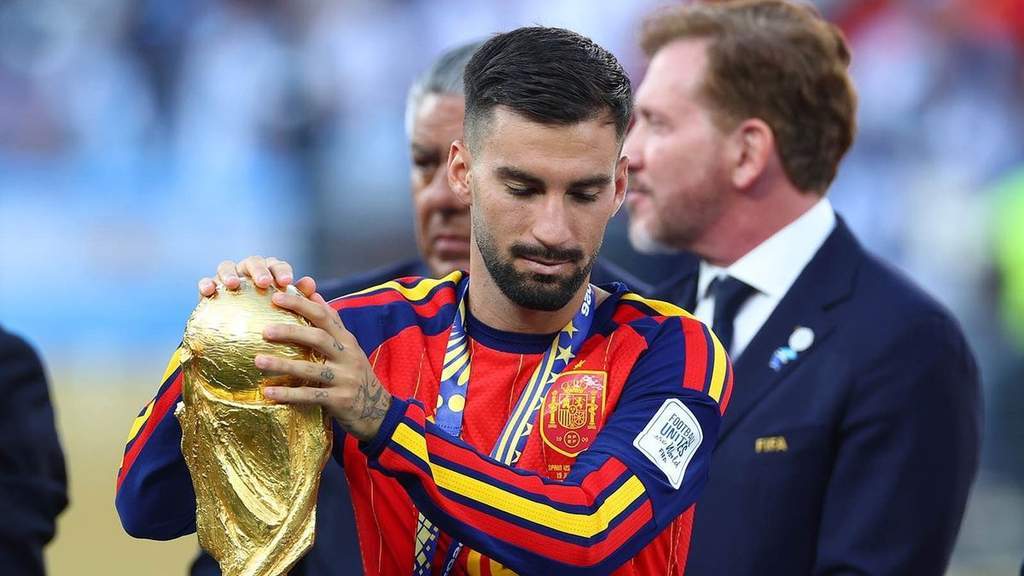 Alex Baena celebrates historical World Cup victory with Spain national team